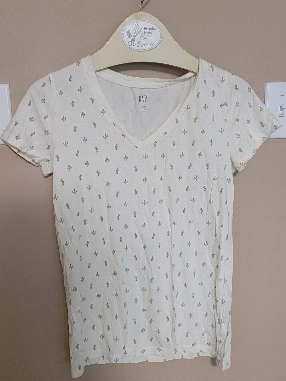 💜2 for $10💜 Bundle and save V-Neck Short Sleeve Tee with Green Cactus Motif